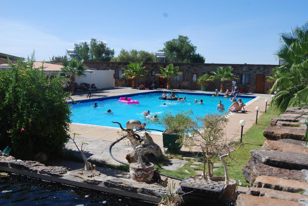 Brandberg Rest Camp Hotel Uis Quarto foto
