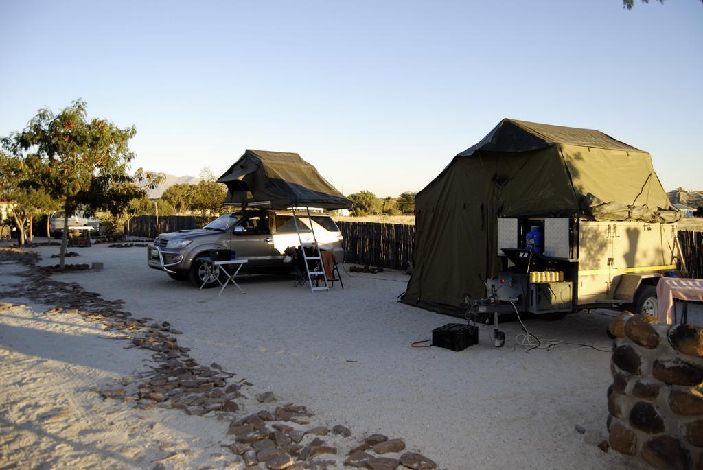 Brandberg Rest Camp Hotel Uis Exterior foto